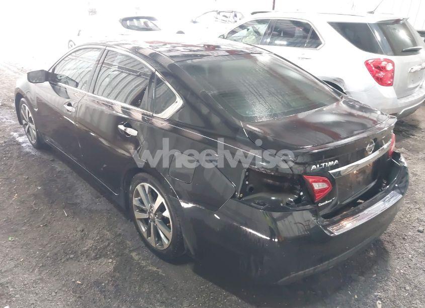 Photo 3 of 2016 Nissan Altima 2.5 SR (VIN 1N4AL3AP4GC278150)