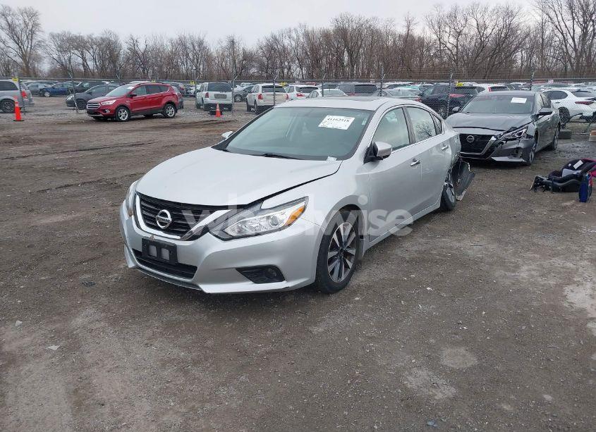 Photo 2 of 2016 Nissan Altima 2.5 SV (VIN 1N4AL3AP4GC280500)