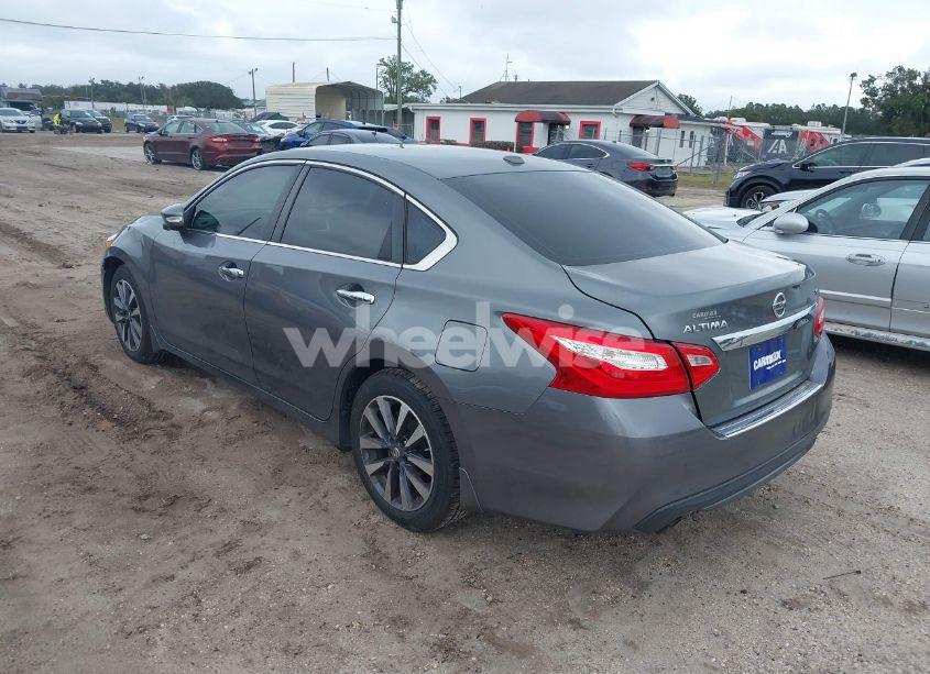 Photo 3 of 2016 Nissan Altima 2.5 SL (VIN 1N4AL3AP4GC286328)