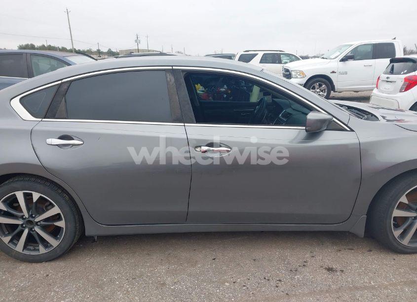 Photo 12 of 2016 Nissan Altima 2.5 SR (VIN 1N4AL3AP4GC288712)