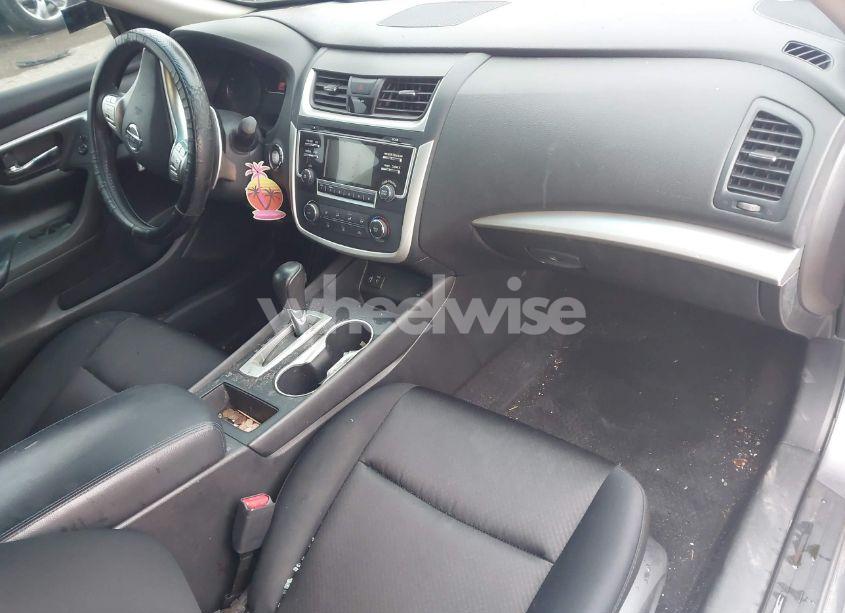 Photo 5 of 2016 Nissan Altima 2.5 SR (VIN 1N4AL3AP4GC288712)