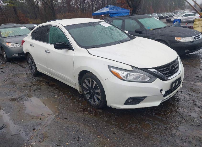 2016 Nissan Altima 2.5 SV (VIN 1N4AL3AP4GC290881) main photo