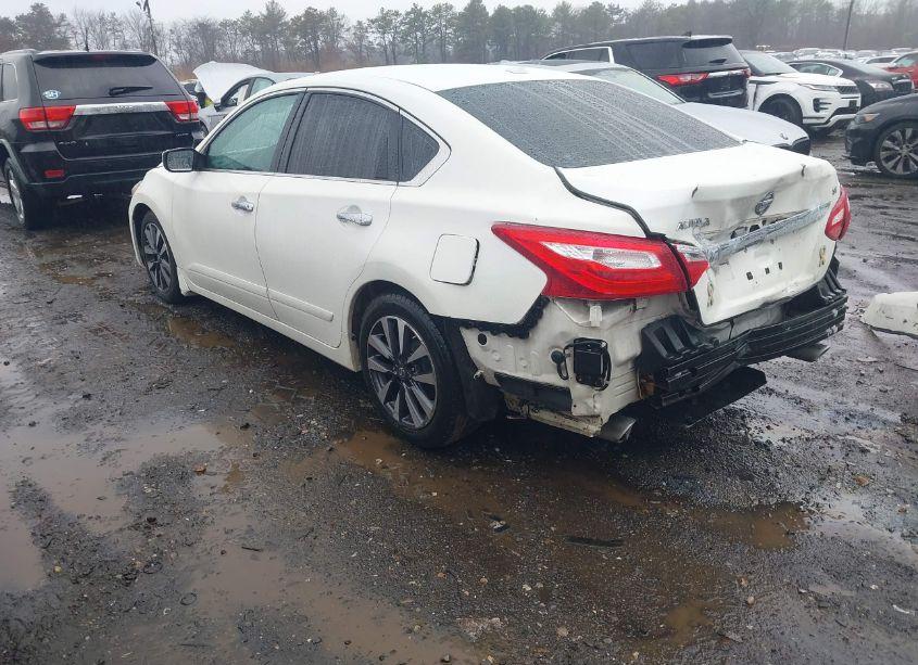 Photo 3 of 2016 Nissan Altima 2.5 SV (VIN 1N4AL3AP4GC290881)