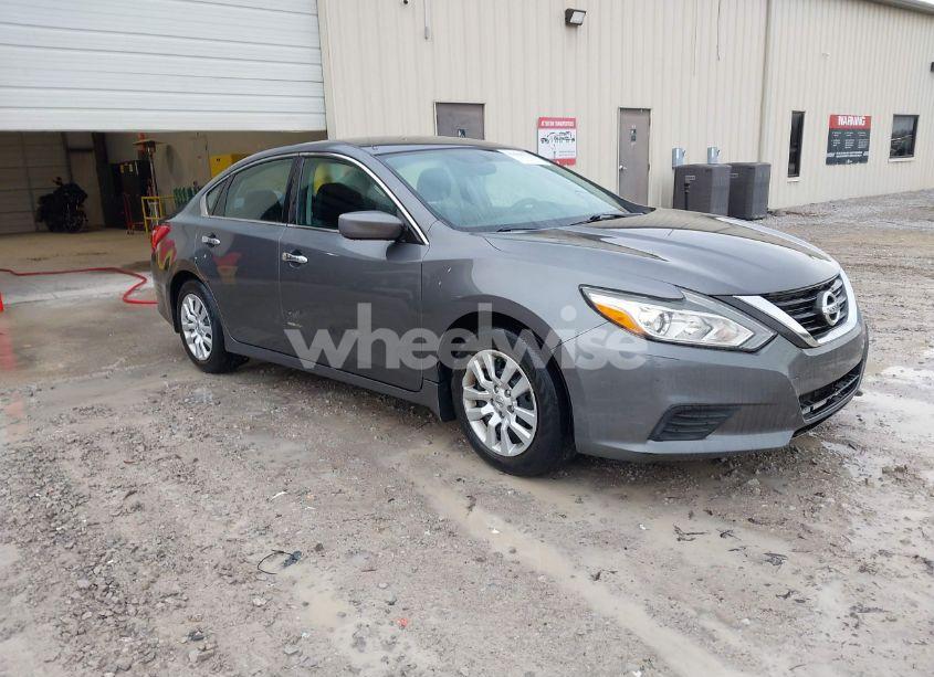 2016 Nissan Altima 2.5 S (VIN 1N4AL3AP4GC293120) main photo