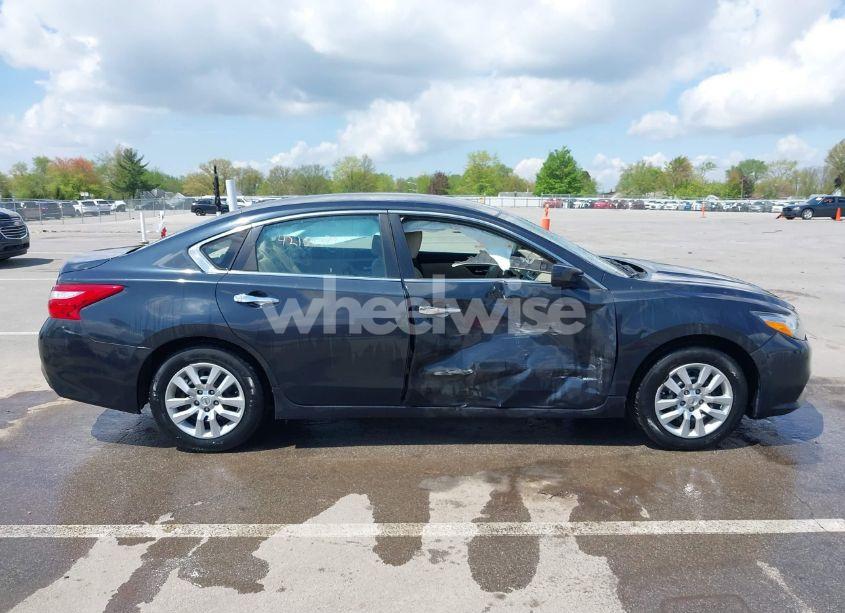 Photo 13 of 2016 Nissan Altima 2.5/2.5 S/2.5 SL/2.5 SR/2.5 SV (VIN 1N4AL3AP4GN306405)