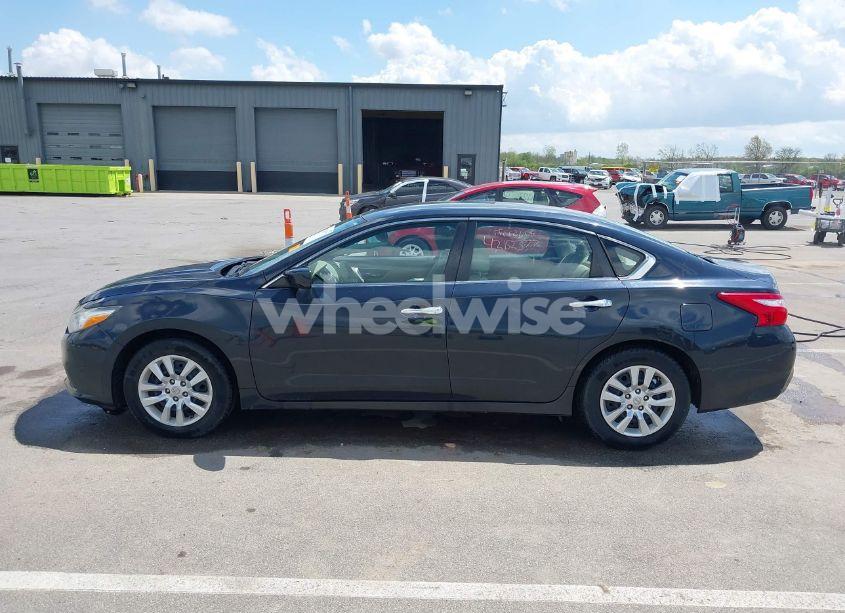 Photo 14 of 2016 Nissan Altima 2.5/2.5 S/2.5 SL/2.5 SR/2.5 SV (VIN 1N4AL3AP4GN306405)