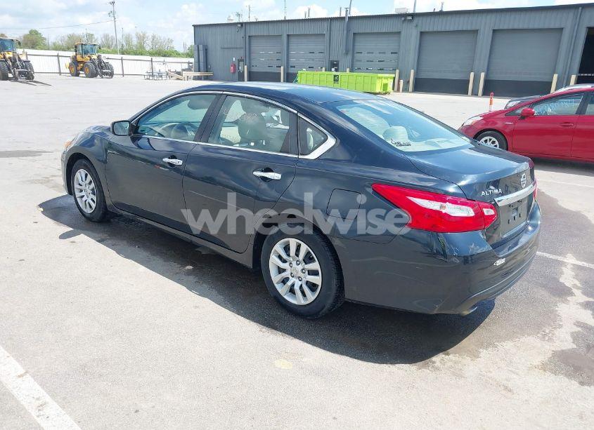 Photo 3 of 2016 Nissan Altima 2.5/2.5 S/2.5 SL/2.5 SR/2.5 SV (VIN 1N4AL3AP4GN306405)