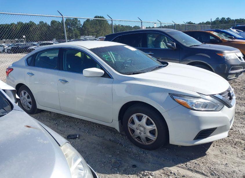 Photo 13 of 2016 Nissan Altima 2.5 S (VIN 1N4AL3AP4GN320000)