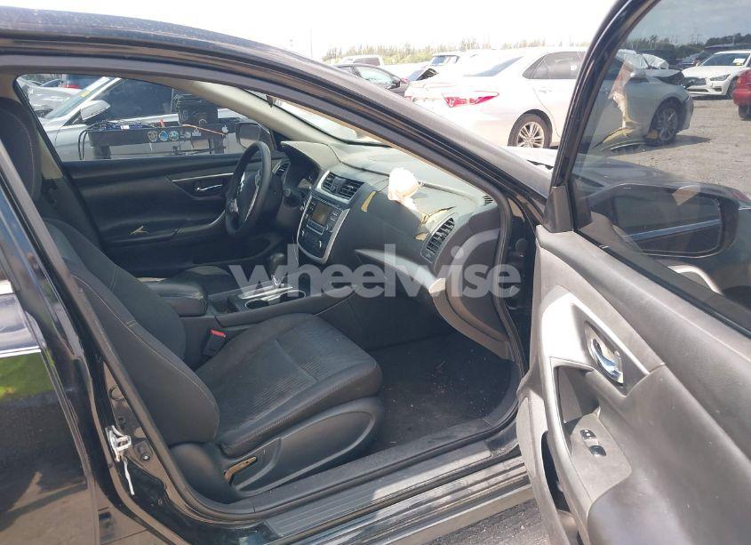 Photo 5 of 2016 Nissan Altima 2.5/2.5 S/2.5 SL/2.5 SR/2.5 SV (VIN 1N4AL3AP4GN326508)