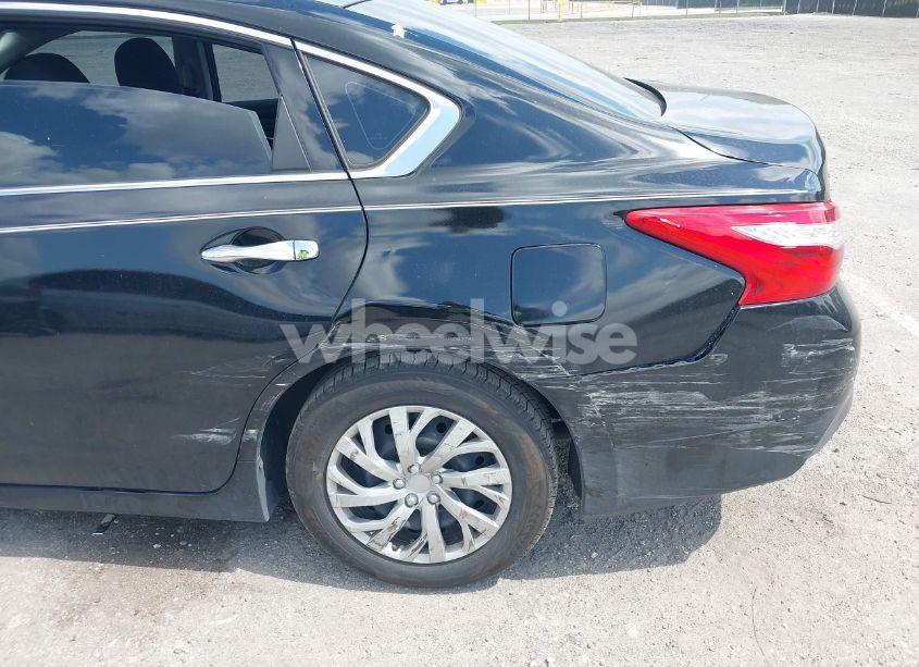 Photo 6 of 2016 Nissan Altima 2.5/2.5 S/2.5 SL/2.5 SR/2.5 SV (VIN 1N4AL3AP4GN326508)