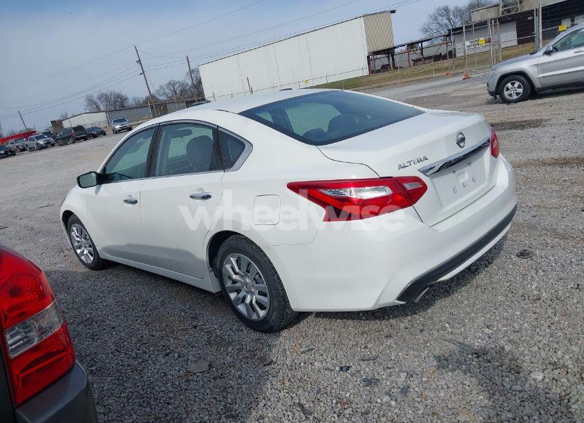 Photo 3 of 2016 Nissan Altima 2.5/2.5 S/2.5 SL/2.5 SR/2.5 SV (VIN 1N4AL3AP4GN327514)