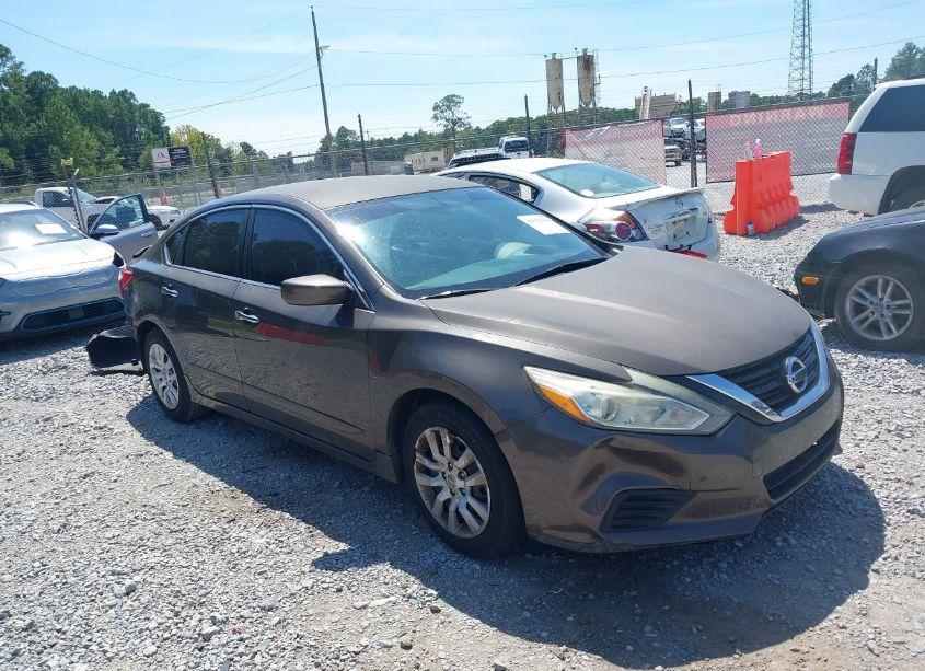 2016 Nissan Altima 2.5 S (VIN 1N4AL3AP4GN339680) main photo