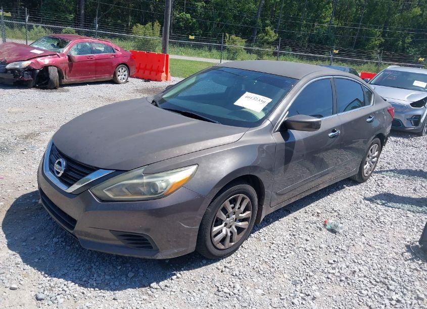 Photo 2 of 2016 Nissan Altima 2.5 S (VIN 1N4AL3AP4GN339680)
