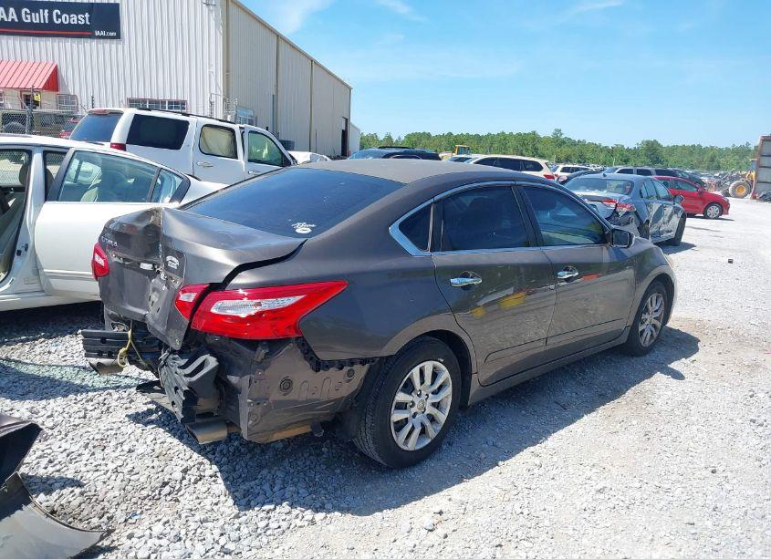 Photo 4 of 2016 Nissan Altima 2.5 S (VIN 1N4AL3AP4GN339680)