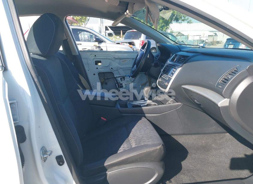 Photo 5 of 2016 Nissan Altima 2.5 S (VIN 1N4AL3AP4GN343356)