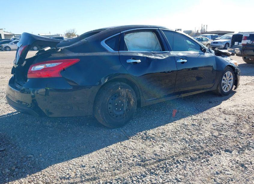 Photo 4 of 2016 Nissan Altima 2.5/2.5 S/2.5 SL/2.5 SR/2.5 SV (VIN 1N4AL3AP4GN348461)