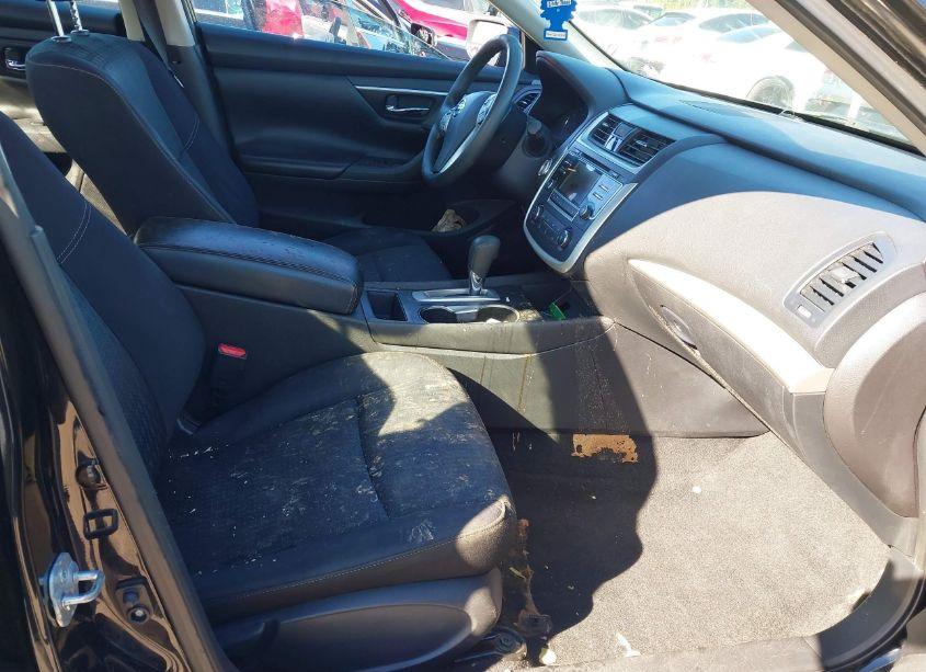 Photo 5 of 2016 Nissan Altima 2.5/2.5 S/2.5 SL/2.5 SR/2.5 SV (VIN 1N4AL3AP4GN352719)