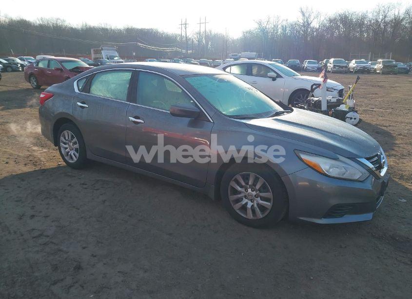 2016 Nissan Altima 2.5 S (VIN 1N4AL3AP4GN358732) main photo