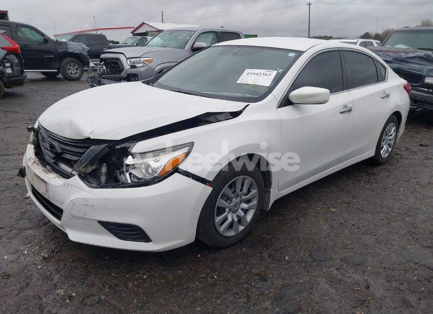 Photo 2 of 2016 Nissan Altima 2.5 S (VIN 1N4AL3AP4GN365096)