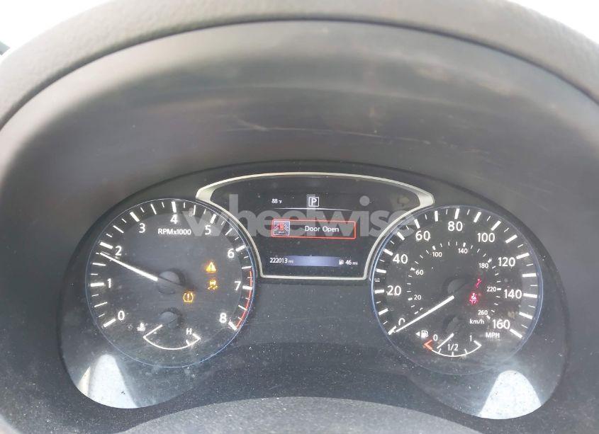 Photo 7 of 2016 Nissan Altima 2.5 SR (VIN 1N4AL3AP4GN374798)