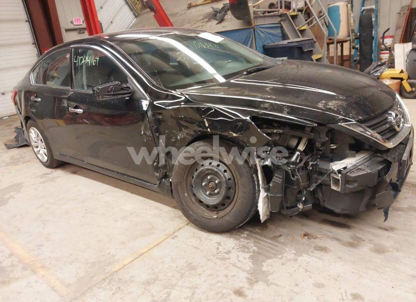 2016 Nissan Altima 2.5/2.5 S/2.5 SL/2.5 SR/2.5 SV (VIN 1N4AL3AP4GN375935) main photo