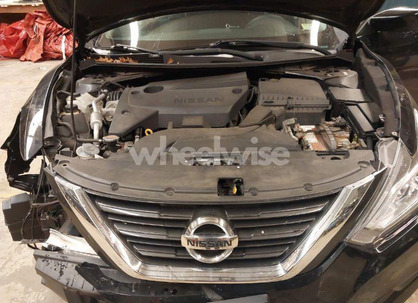 Photo 10 of 2016 Nissan Altima 2.5/2.5 S/2.5 SL/2.5 SR/2.5 SV (VIN 1N4AL3AP4GN375935)