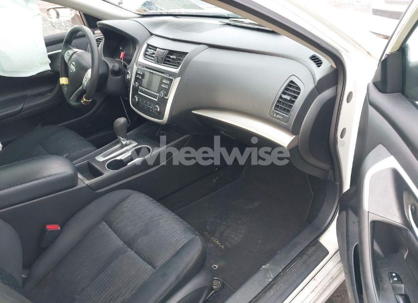 Photo 5 of 2016 Nissan Altima 2.5 S (VIN 1N4AL3AP4GN387874)