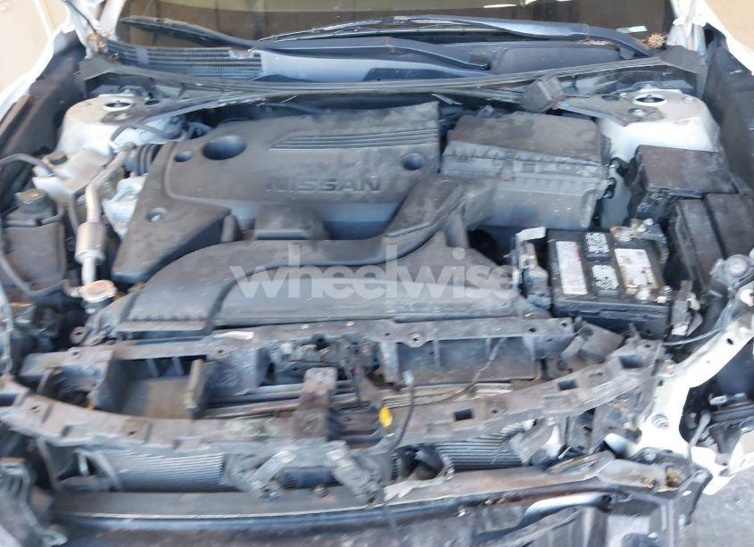 Photo 10 of 2016 Nissan Altima 2.5 SR (VIN 1N4AL3AP4GN392900)