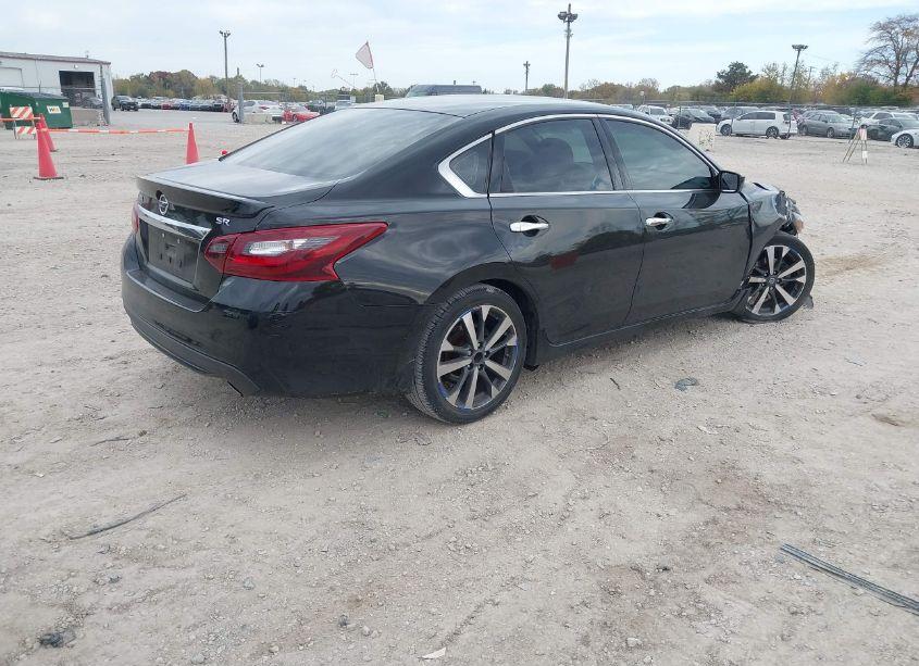 Photo 4 of 2017 Nissan Altima 2.5 SR (VIN 1N4AL3AP4HC108355)