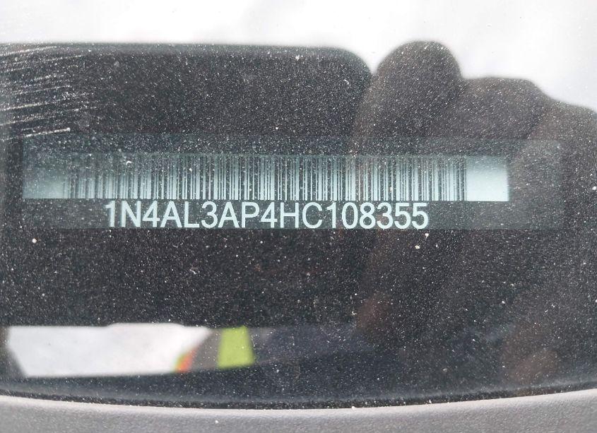 Photo 9 of 2017 Nissan Altima 2.5 SR (VIN 1N4AL3AP4HC108355)