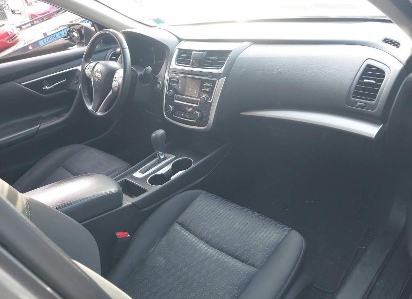 Photo 5 of 2017 Nissan Altima 2.5 SV (VIN 1N4AL3AP4HC109098)