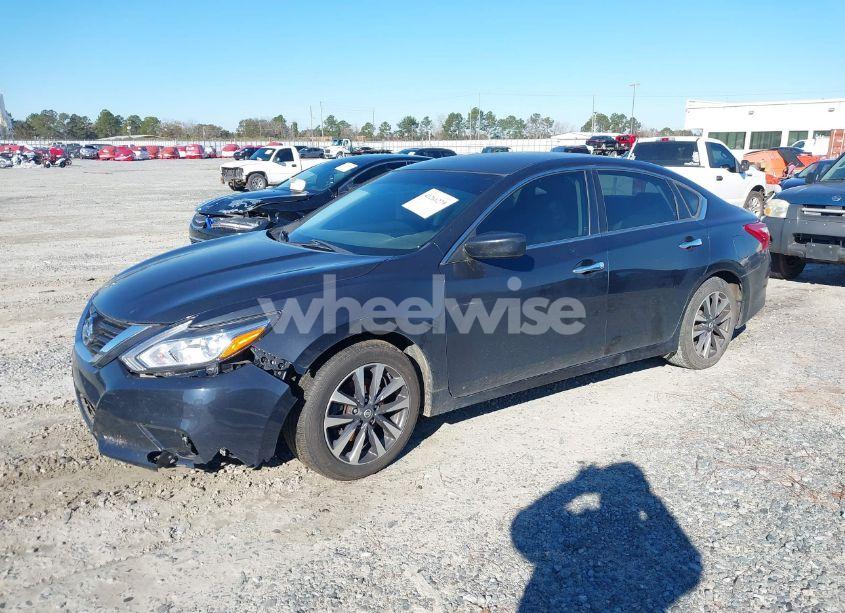Photo 2 of 2017 Nissan Altima 2.5 SV (VIN 1N4AL3AP4HC110302)