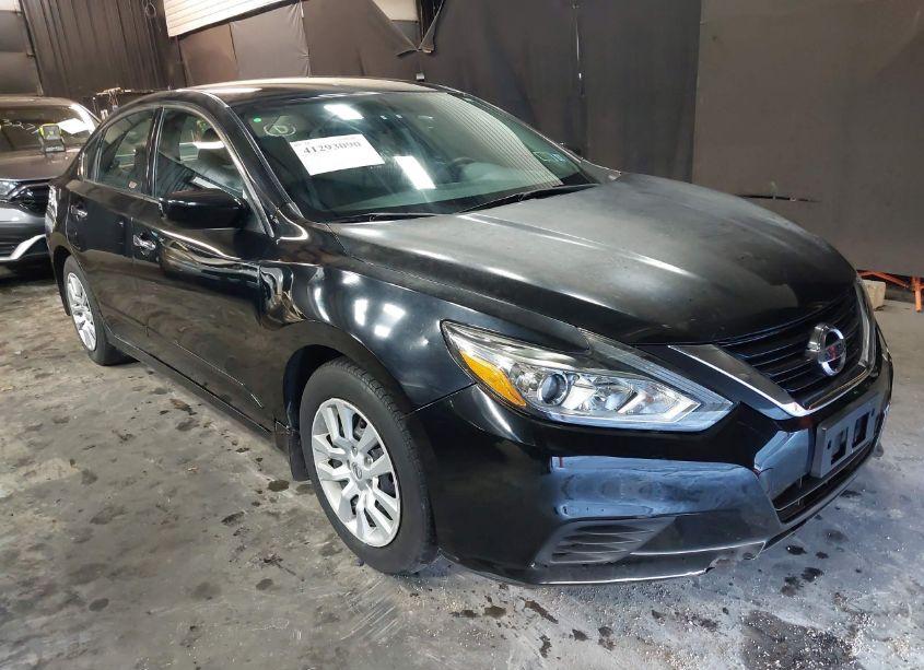 2017 Nissan Altima 2.5 S (VIN 1N4AL3AP4HC116715) main photo