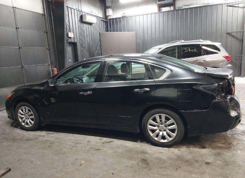 Photo 15 of 2017 Nissan Altima 2.5 S (VIN 1N4AL3AP4HC116715)