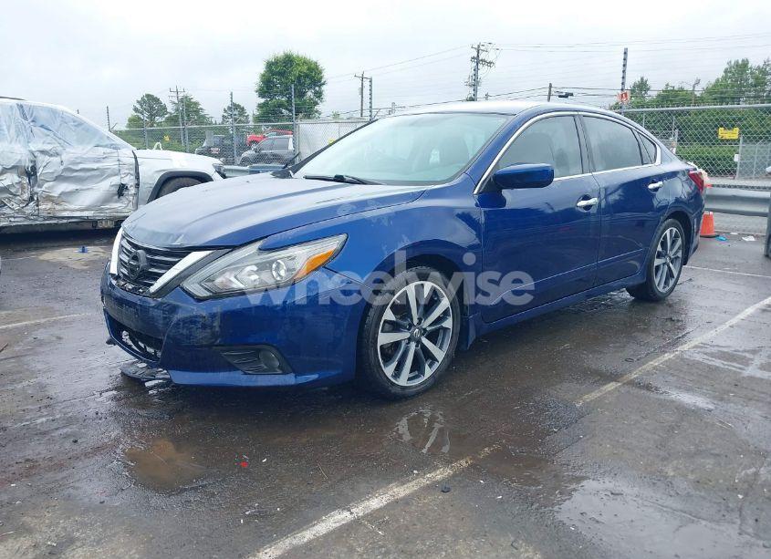 Photo 2 of 2017 Nissan Altima 2.5 SR (VIN 1N4AL3AP4HC117394)