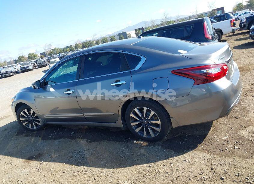 Photo 14 of 2017 Nissan Altima 2.5 SV (VIN 1N4AL3AP4HC131344)