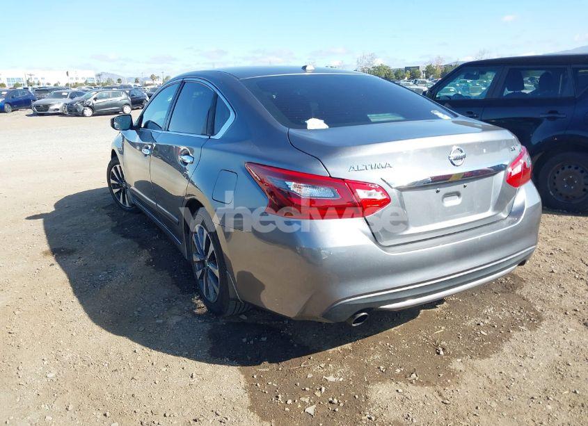 Photo 3 of 2017 Nissan Altima 2.5 SV (VIN 1N4AL3AP4HC131344)