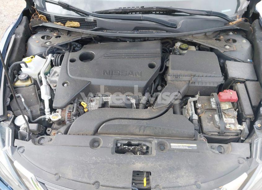 Photo 10 of 2017 Nissan Altima 2.5 SR (VIN 1N4AL3AP4HC131957)