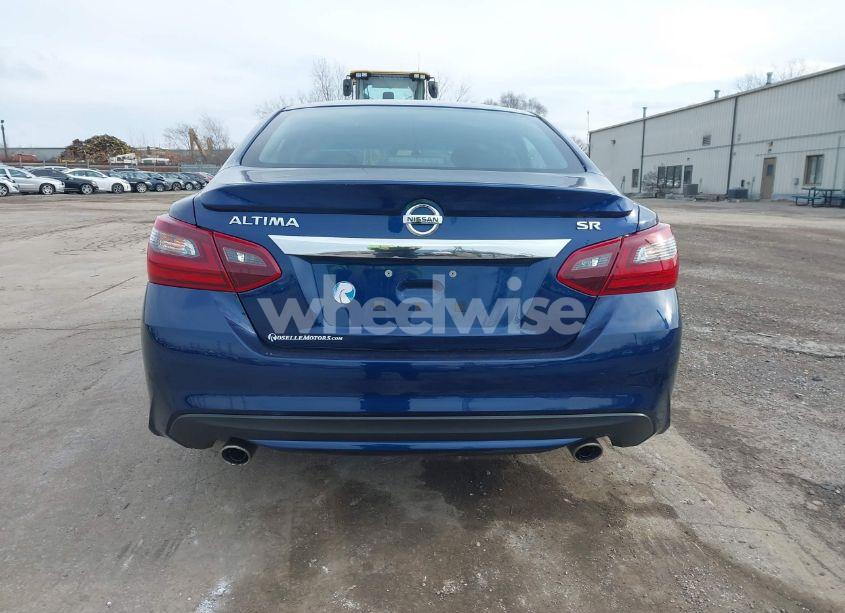 Photo 16 of 2017 Nissan Altima 2.5 SR (VIN 1N4AL3AP4HC131957)