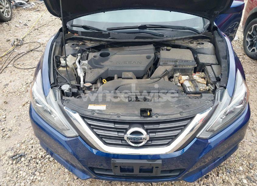 Photo 10 of 2017 Nissan Altima 2.5 SR (VIN 1N4AL3AP4HC132784)