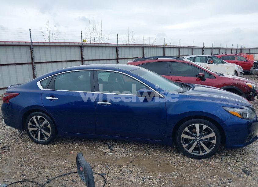 Photo 13 of 2017 Nissan Altima 2.5 SR (VIN 1N4AL3AP4HC132784)