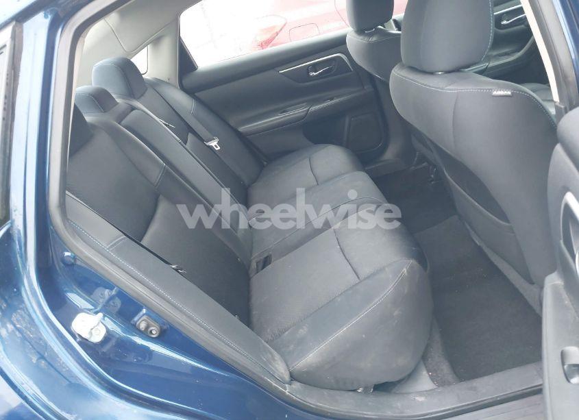 Photo 8 of 2017 Nissan Altima 2.5 SR (VIN 1N4AL3AP4HC132784)