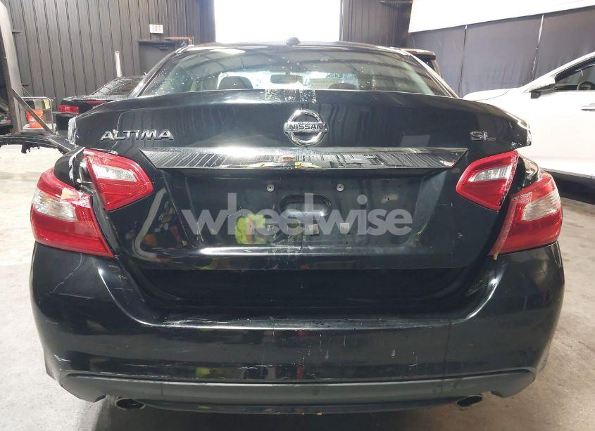 Photo 17 of 2017 Nissan Altima 2.5 SL (VIN 1N4AL3AP4HC145762)