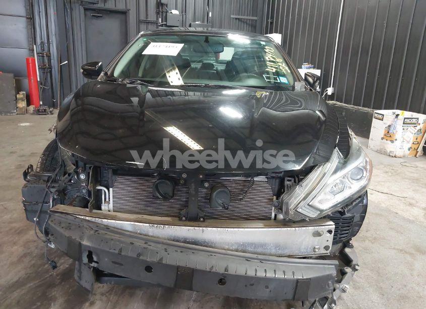 Photo 6 of 2017 Nissan Altima 2.5 SL (VIN 1N4AL3AP4HC145762)