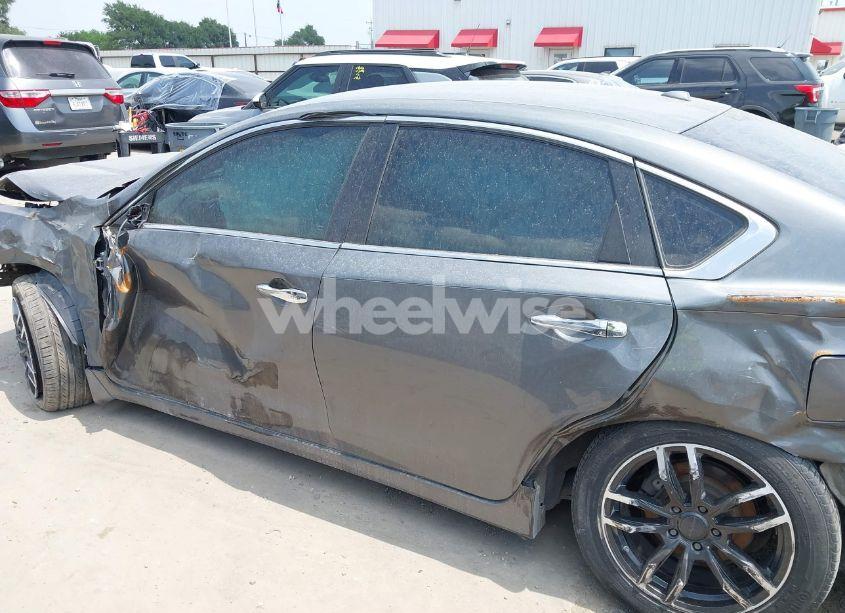 Photo 15 of 2017 Nissan Altima 2.5 SV (VIN 1N4AL3AP4HC150332)