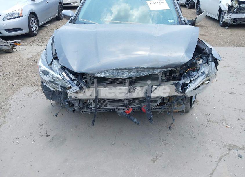 Photo 6 of 2017 Nissan Altima 2.5 SV (VIN 1N4AL3AP4HC150332)