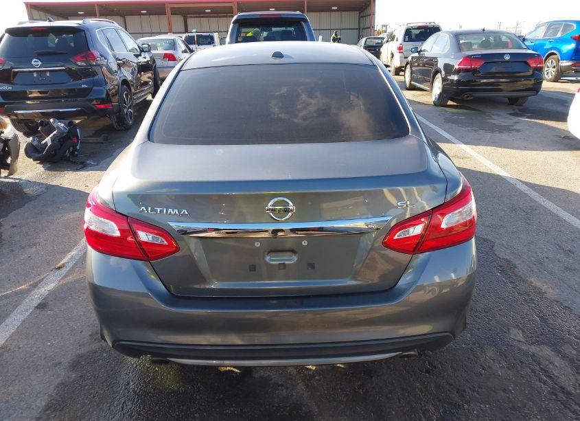 Photo 16 of 2017 Nissan Altima 2.5 SL (VIN 1N4AL3AP4HC152162)