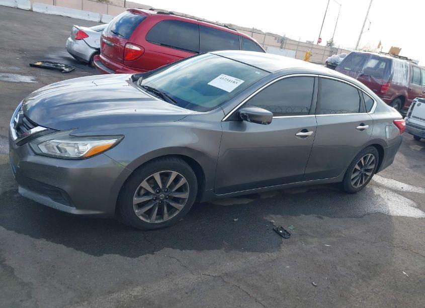 Photo 14 of 2017 Nissan Altima 2.5 SV (VIN 1N4AL3AP4HC170581)