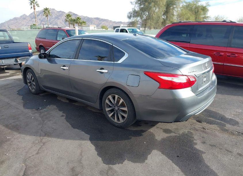 Photo 3 of 2017 Nissan Altima 2.5 SV (VIN 1N4AL3AP4HC170581)