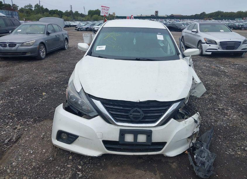 Photo 11 of 2017 Nissan Altima 2.5 SR (VIN 1N4AL3AP4HC191303)